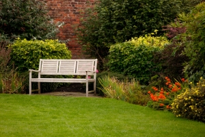 How to make your yard more secure How to make your yard more secure